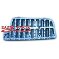 STEP, GRATE LOWER RH