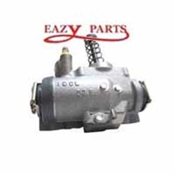 CYLINDER, WHEEL REAR RH MAXI