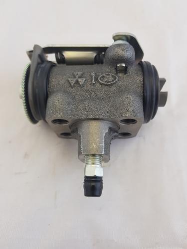 CYLINDER, WHEEL REAR RH REARWARD