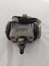 CYLINDER, WHEEL REAR LH FORWARD NISSAN