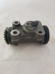 CYLINDER, WHEEL REAR RH REARWARD