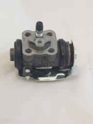 CYLINDER, WHEEL REAR LH FORWARD