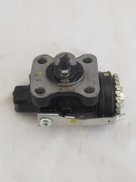 CYLINDER, WHEEL FRONT RH FORWARD