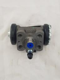 CYLINDER, WHEEL REAR RH FORWARD