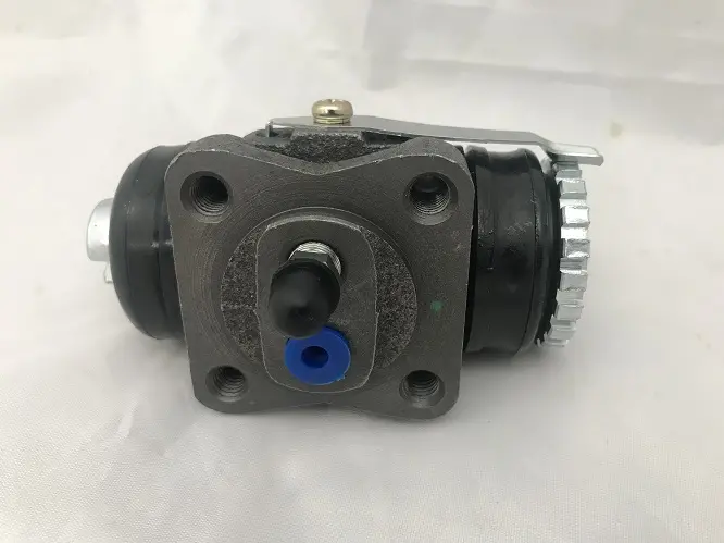 WHEEL CYLINDER, REAR 