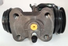 CYLINDER,WHEEL RH REAR