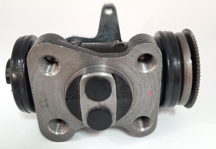 CYLINDER,WHEEL LH REAR