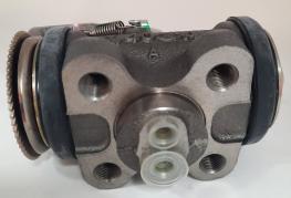 CYLINDER,WHEEL LH REAR