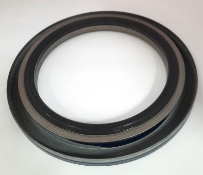 SEAL, CRANK REAR