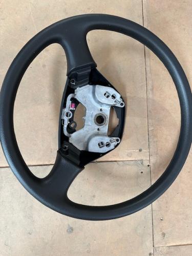 STEERING WHEEL ASSEMBLY