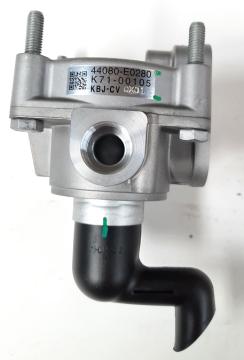RELAY VALVE ASSEMBLY