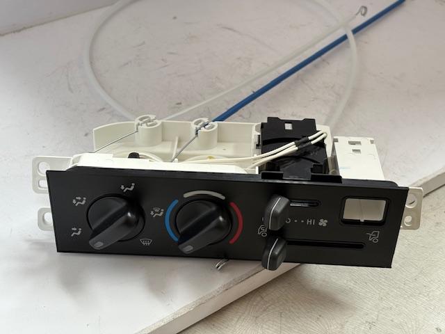 HEATER CONTROL ASSEMBLY