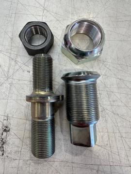 HUB BOLT KIT - REAR RH