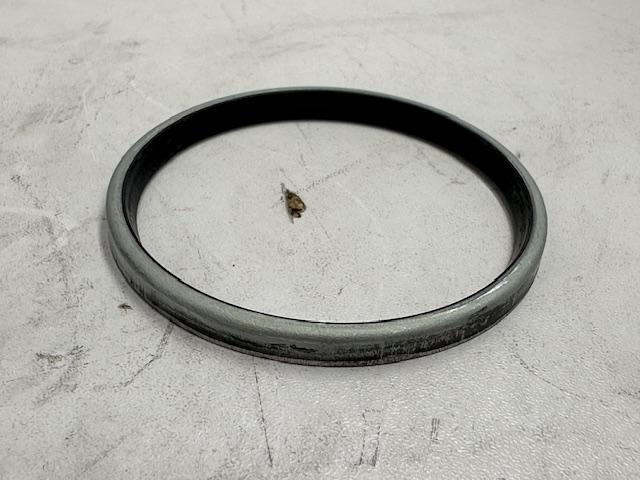 KING PIN SEAL