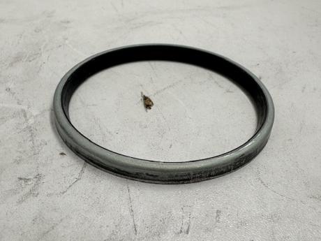 KING PIN SEAL