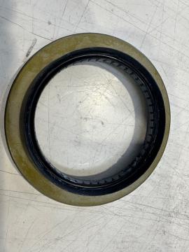 SEAL - REAR HUB