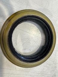 SEAL - REAR HUB