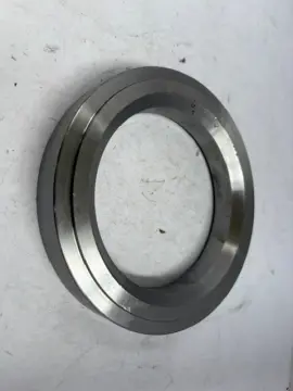 RING ABUTMENT - RETAINER REAR AXLE