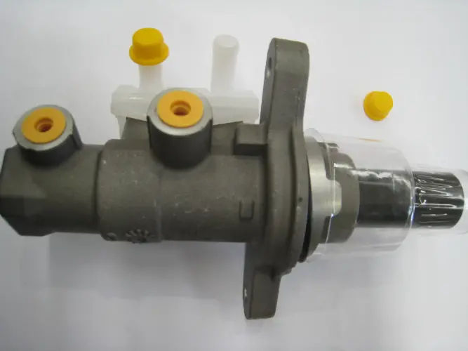 BRAKE MASTER CYLINDER