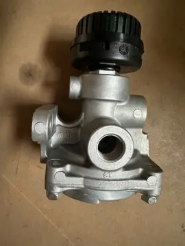 RELAY VALVE ASSEMBLY