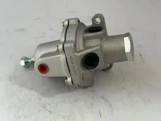 REDUCING VALVE