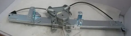 REGULATOR WINDOW, RH