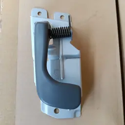 DOOR HANDLE - INSIDE LH