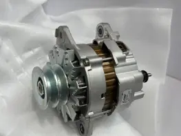 ALTERNATOR - 24V 50 AMP