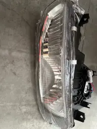 HEADLAMP ASSEMBLY - RH