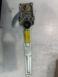 REGULATOR, WINDOW LH