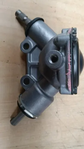 STEERING GEAR BEVEL ASSEMBLY