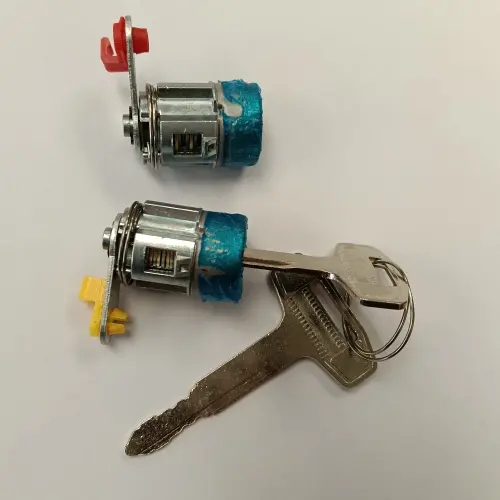 CYLINDER - DOOR LOCK RH