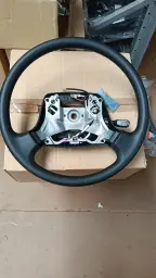 STEERING WHEEL ASSEMBLY