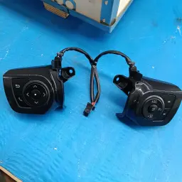 SWITCH - STEERING PAD